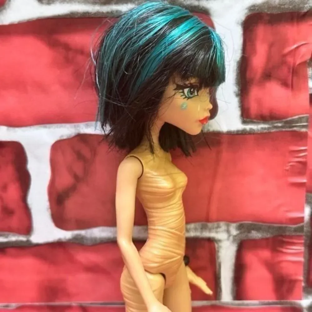 Monster High Cleo De Nile Nude doll